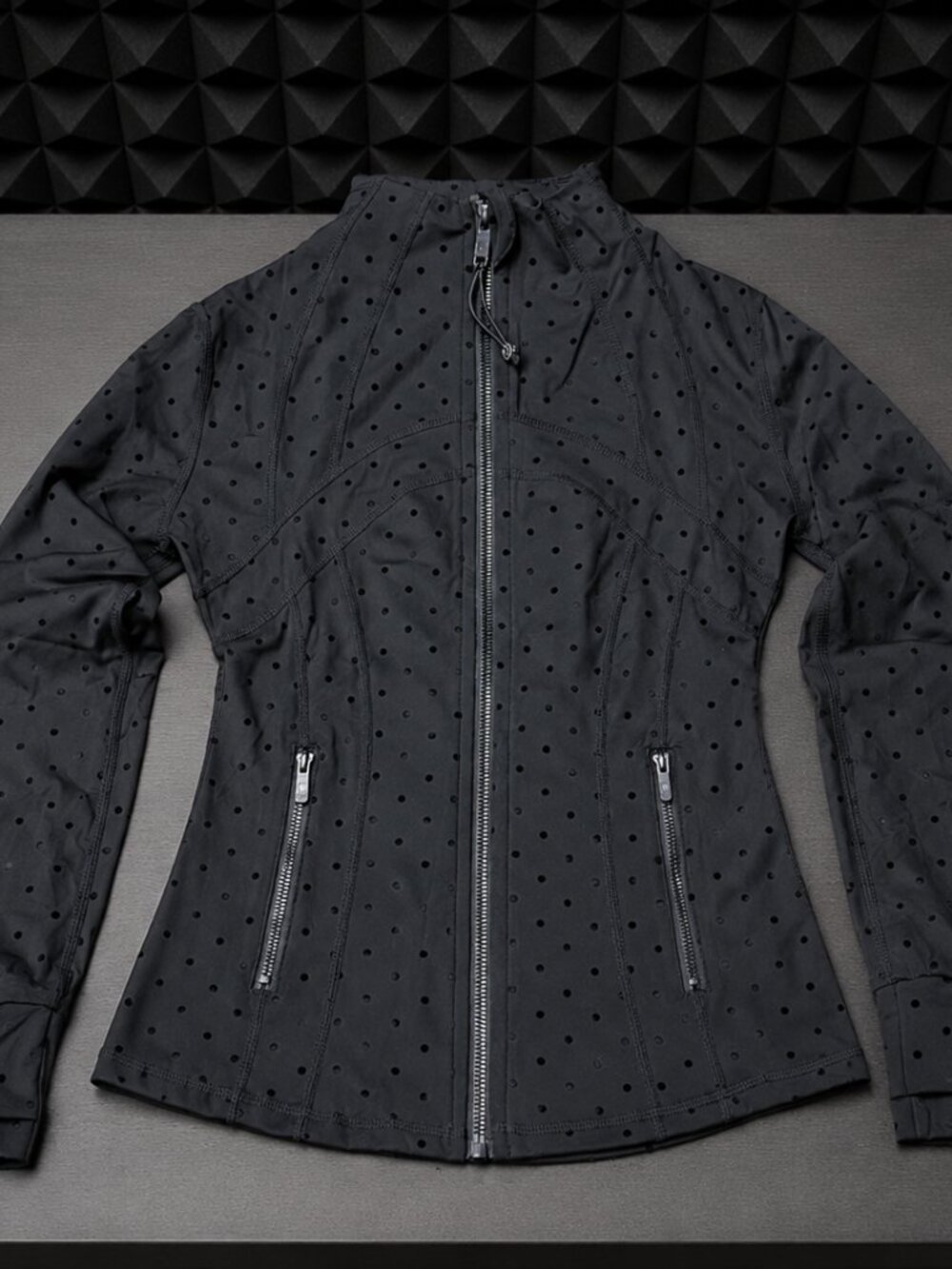 Lululemon Define Jacket NWT Women's Full Zip Stretch Activewear Thumbholes